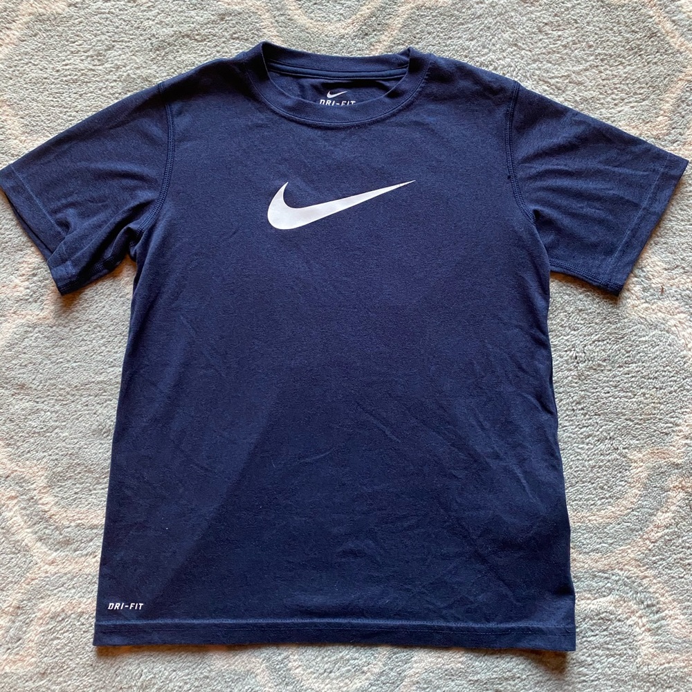 Navy blue Nike boys shirt size small white dri-fit